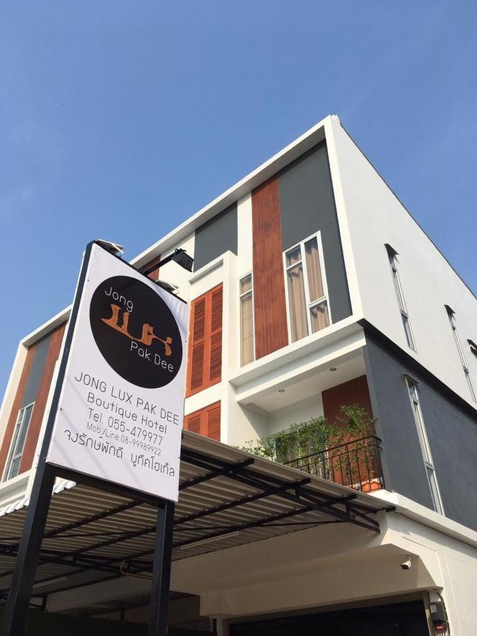 Jong Lux Pak Dee Bed and Breakfast Uttaradit Eksteriør billede